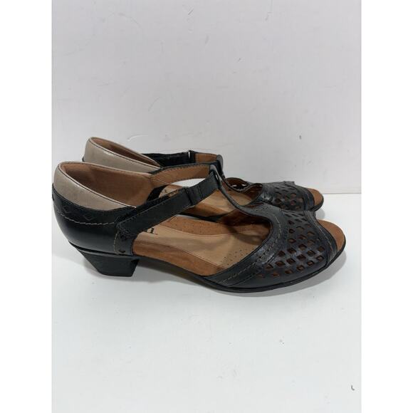 Cobb Hill Alexa CH Women's Heeled Sandals Black 10‎ M Leather T Strap Perforated - Picture 2 of 8